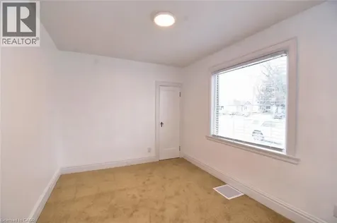 215 Walter Avenue South Hamilton ON L8K 3L3
