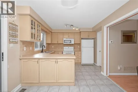 2189 Shorncliffe Boulevard Oakville ON L6M 3X2