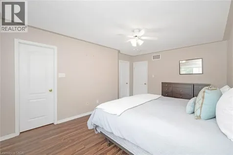 2189 Shorncliffe Boulevard Oakville ON L6M 3X2