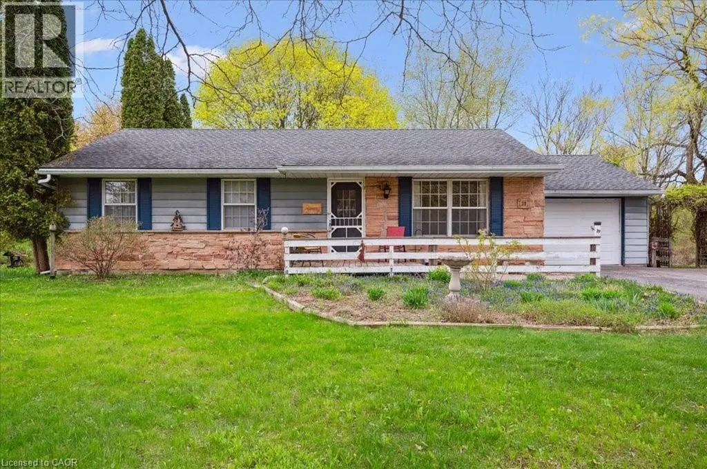 39 Bannockburn Road Kitchener ON N2R 1M1