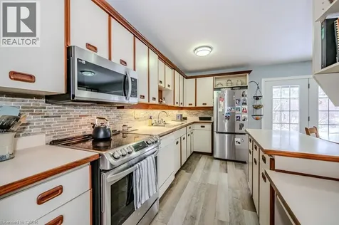 39 Bannockburn Road Kitchener ON N2R 1M1