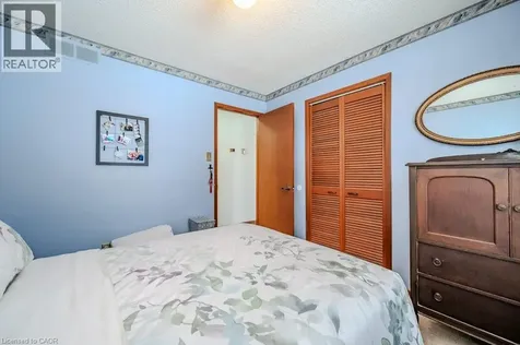 39 Bannockburn Road Kitchener ON N2R 1M1