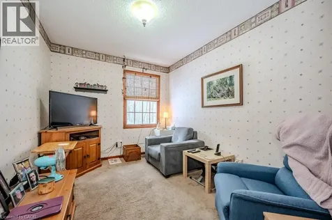 39 Bannockburn Road Kitchener ON N2R 1M1