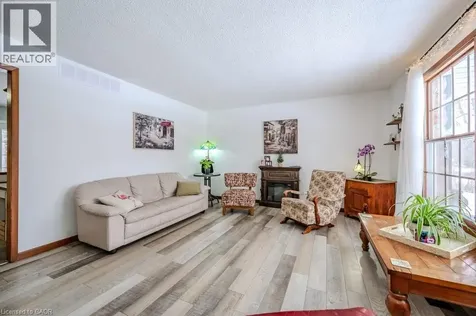 39 Bannockburn Road Kitchener ON N2R 1M1