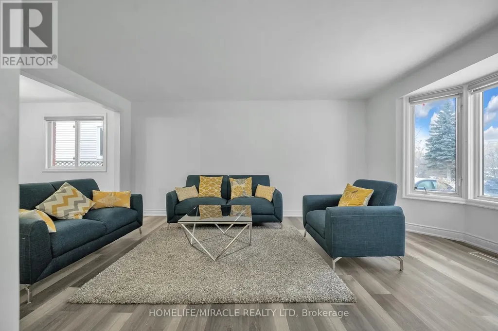 261 Country Hill Drive Kitchener ON N2E 2C1
