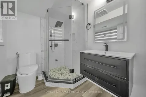 261 Country Hill Drive Kitchener ON N2E 2C1
