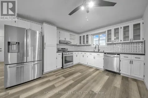 261 Country Hill Drive Kitchener ON N2E 2C1