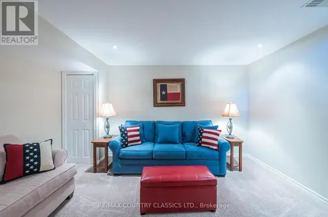 1579 Anstruther Lake Road North Kawartha ON K0L 1A0