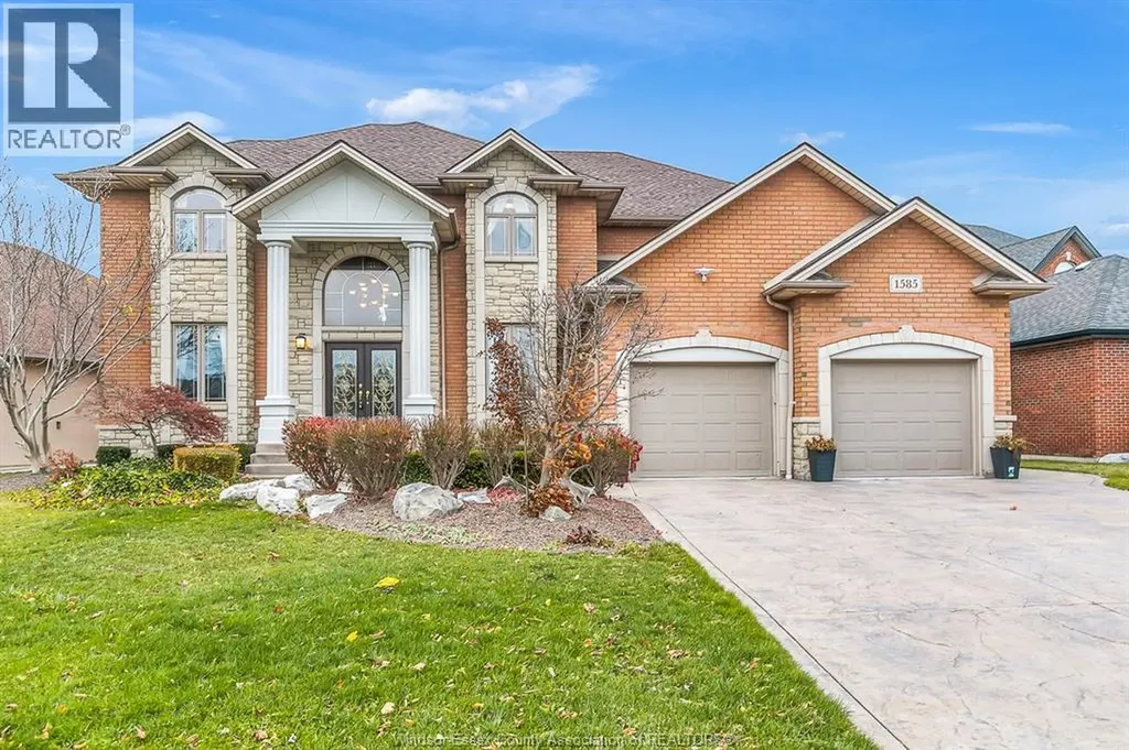 1585 Stoneybrook Crescent Windsor ON N9G 2Z4
