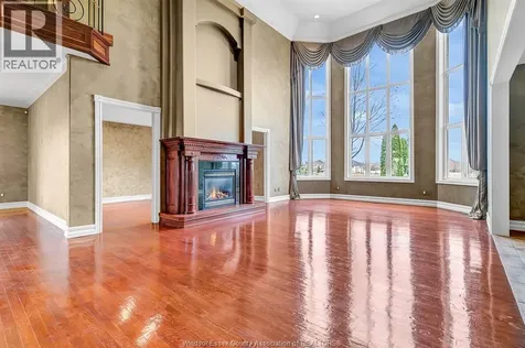 1585 Stoneybrook Crescent Windsor ON N9G 2Z4