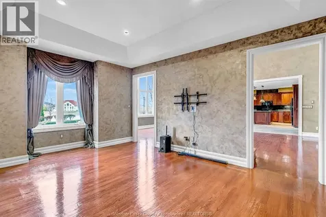 1585 Stoneybrook Crescent Windsor ON N9G 2Z4