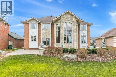 1585 Stoneybrook Crescent Windsor ON N9G 2Z4