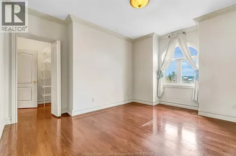 1585 Stoneybrook Crescent Windsor ON N9G 2Z4