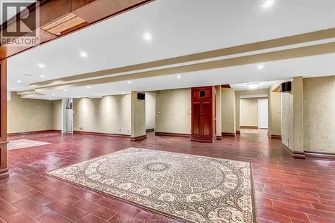 1585 Stoneybrook Crescent Windsor ON N9G 2Z4