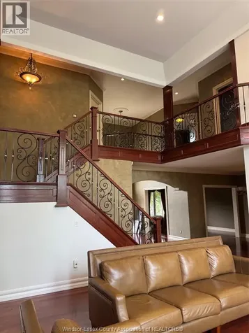 1585 Stoneybrook Crescent Windsor ON N9G 2Z4