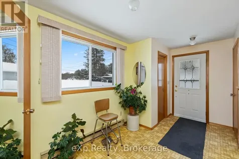 2 Henry Street Mckellar ON P0G 1C0