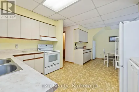 2 Henry Street Mckellar ON P0G 1C0