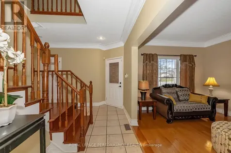 644 Valin Street Ottawa ON K4A 3S9