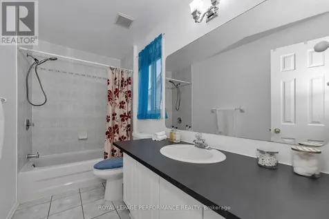 644 Valin Street Ottawa ON K4A 3S9