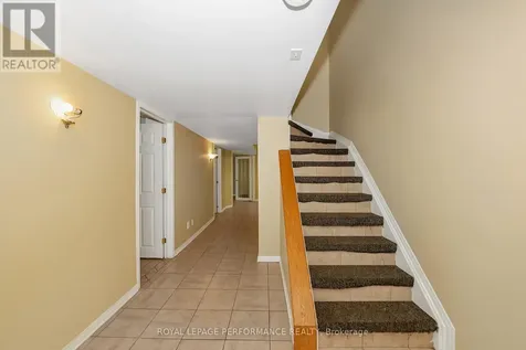 644 Valin Street Ottawa ON K4A 3S9