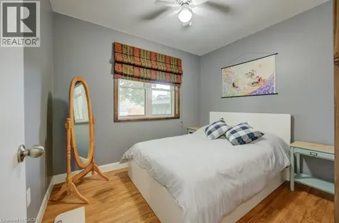 1 Bryant Court Hamilton ON L8K 4A9