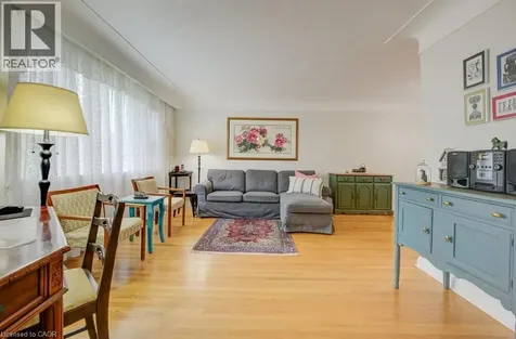 1 Bryant Court Hamilton ON L8K 4A9