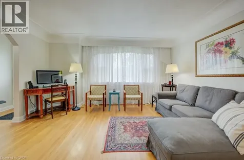 1 Bryant Court Hamilton ON L8K 4A9