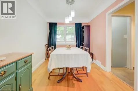 1 Bryant Court Hamilton ON L8K 4A9