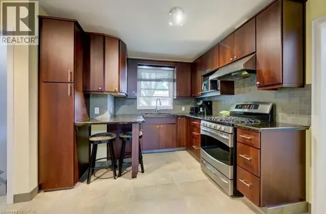 1 Bryant Court Hamilton ON L8K 4A9