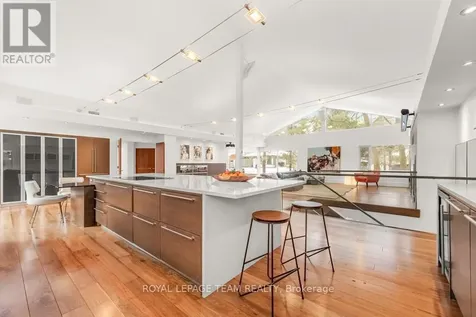 55 Willingdon Road Ottawa ON K1M 2J6