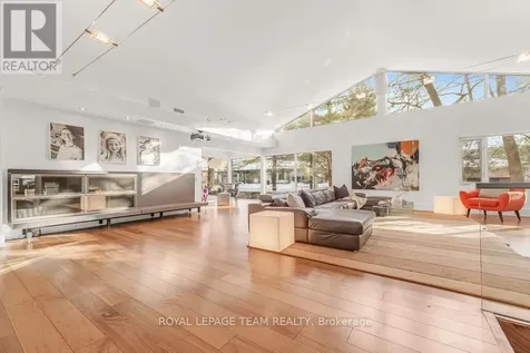 55 Willingdon Road Ottawa ON K1M 2J6