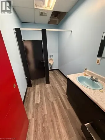 318 Queenston Road Hamilton ON L8K 1H5