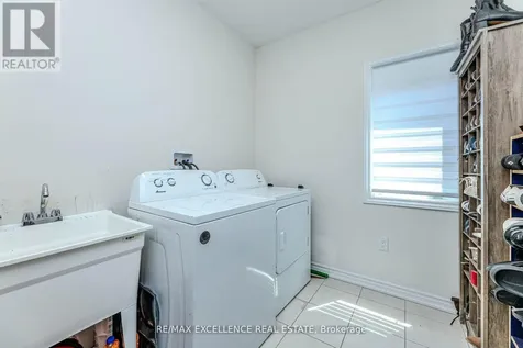 80 Berkely Street Wasaga Beach ON L9Z 0K5
