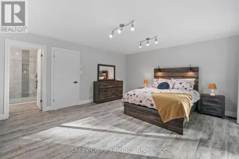 3914 Rosemary Lane West Innisfil ON L9S 2L6