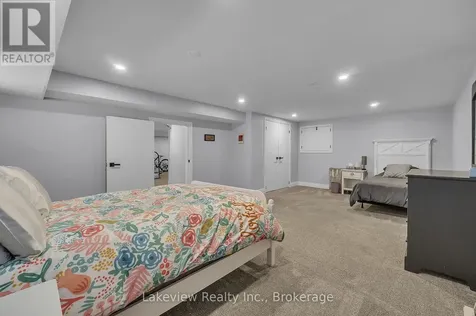 3914 Rosemary Lane West Innisfil ON L9S 2L6