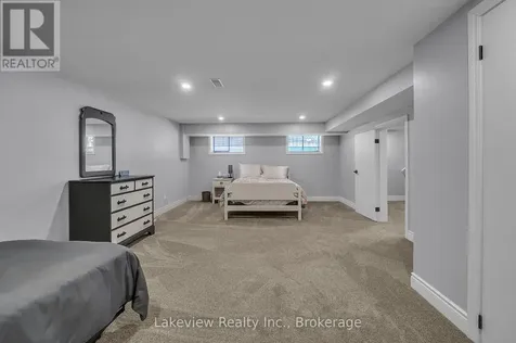3914 Rosemary Lane West Innisfil ON L9S 2L6