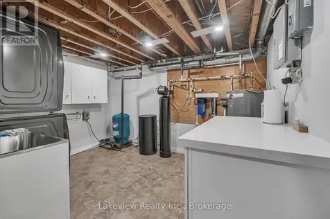 3914 Rosemary Lane West Innisfil ON L9S 2L6