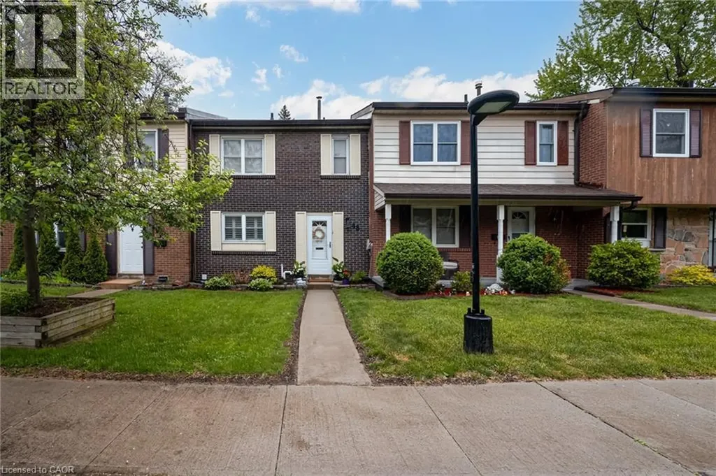 2825 Gananoque Drive Mississauga ON L5N 1V6