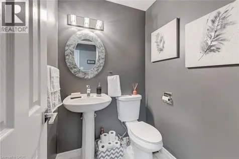 2825 Gananoque Drive Mississauga ON L5N 1V6