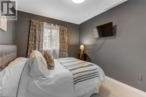 2825 Gananoque Drive Mississauga ON L5N 1V6
