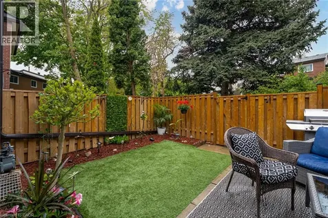 2825 Gananoque Drive Mississauga ON L5N 1V6