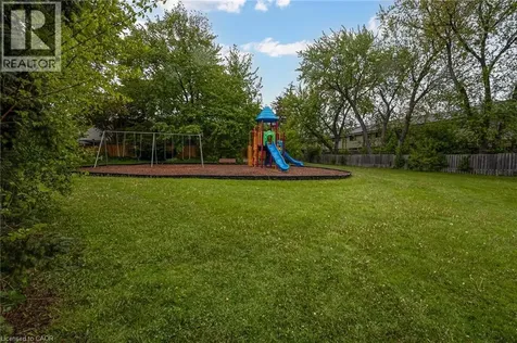 2825 Gananoque Drive Mississauga ON L5N 1V6