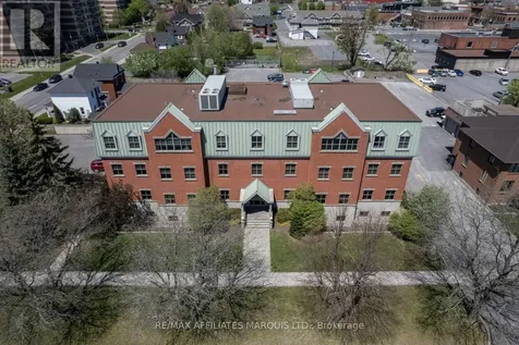55 Water Street West Cornwall ON K6J 1A1