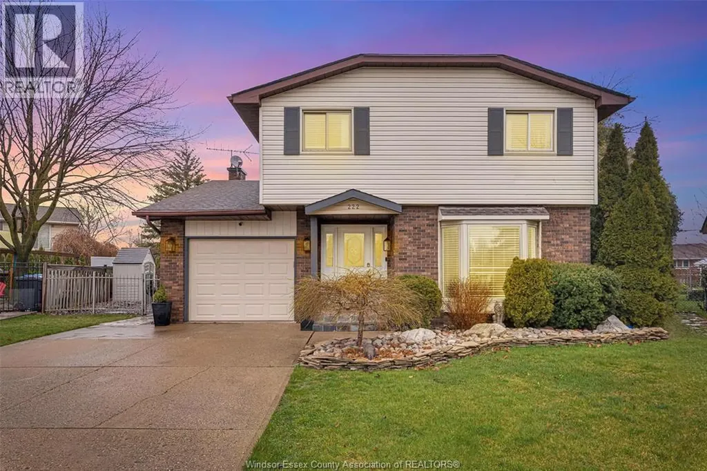 222 Donalda Court Tecumseh ON N8N 3K2