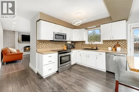222 Donalda Court Tecumseh ON N8N 3K2