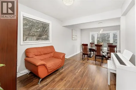 222 Donalda Court Tecumseh ON N8N 3K2