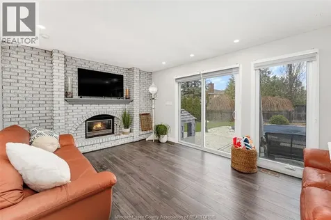 222 Donalda Court Tecumseh ON N8N 3K2