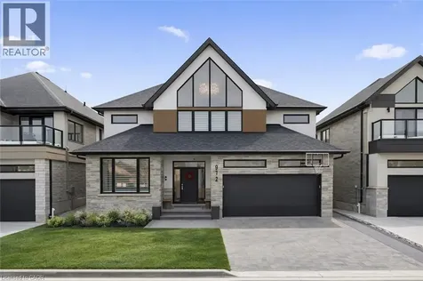 972 Stonecliffe Walk Kitchener ON N2P 0K5