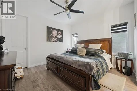 972 Stonecliffe Walk Kitchener ON N2P 0K5