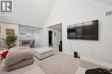 972 Stonecliffe Walk Kitchener ON N2P 0K5
